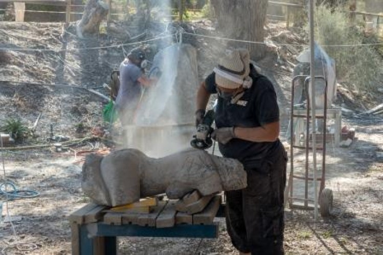 Sculptors at Crystal Lake Day 6, 16 April 2015