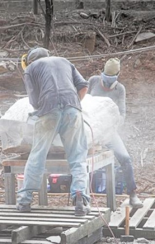 Sculptors at Crystal Lake Day 1, 11 April 2015