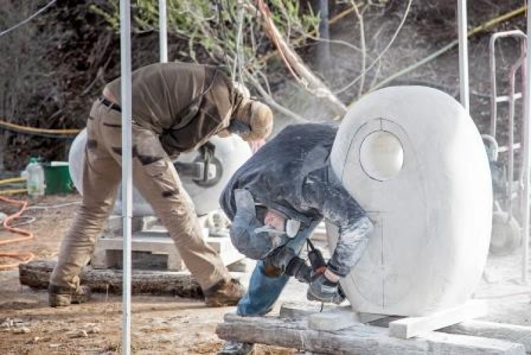 Sculptors at Crystal Lake Day 9, 19 April 2015